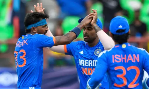 சர்வதேச டி20 போட்டியில் அதிக விக்கெட்டுகள்: அஷ்வின், பும்ராவை முந்திய ஹர்திக் பாண்ட்யா...!