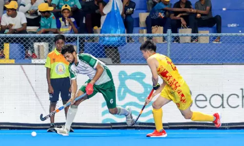 ஆசிய சாம்பியன்ஸ் கோப்பை ஆக்கி: சீனாவை வீழ்த்தி முதல் வெற்றியை பதிவு செய்த பாகிஸ்தான்...!