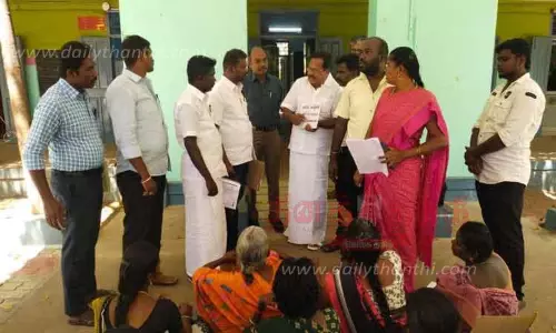 கடையம் யூனியன் அலுவலகத்தை பொதுமக்கள் முற்றுகை