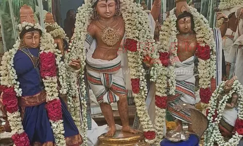 வடுவூர் கோதண்டராமர் கோவிலில் ஆடி திருமஞ்சனம்