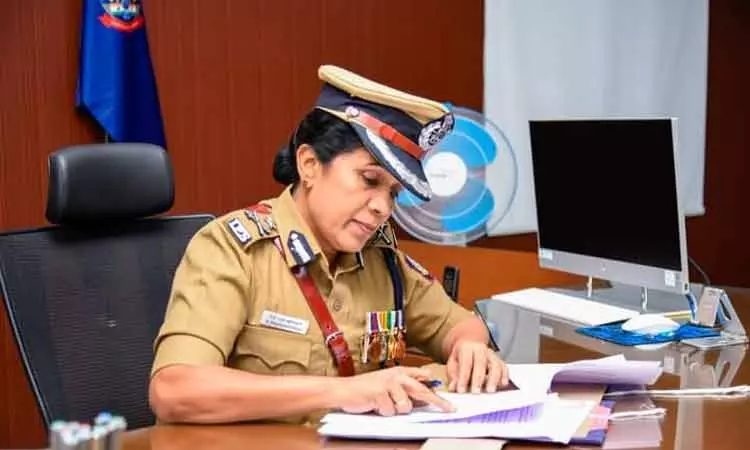 கோவை மேற்கு மண்டல புதிய ஐ.ஜி.யாக பவானீஸ்வரி பொறுப்பேற்பு..!