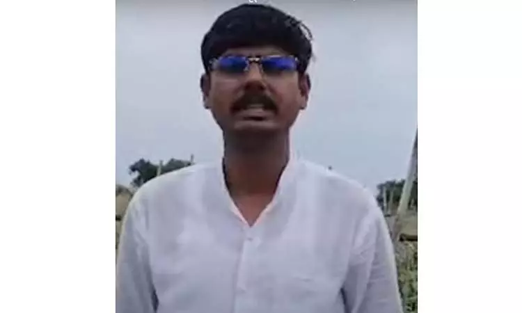 தக்காளி தோட்டத்தை காவல் காக்கிறது, கண்காணிப்பு கேமரா; விலை ஏற்றத்தால் மராட்டியத்தில் ருசிகரம்