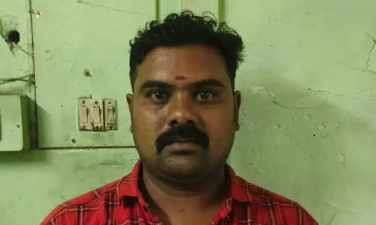 மொபட் திருடிய வாலிபர் கைது