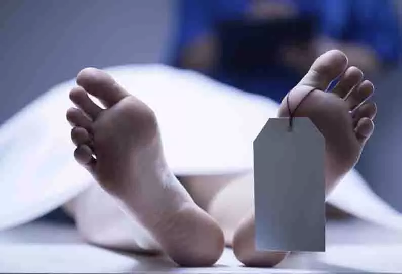 தற்கொலை செய்தவர் உடல் போலீசுக்கு தெரியாமல் எரிப்பு