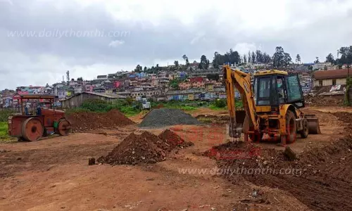 தற்காலிகமாக 90 கடைகள் கட்டும் பணி தொடக்கம்