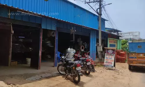 இரும்பு கடையில் ரூ.20 ஆயிரம்திருடிச்சென்ற வாலிபர்