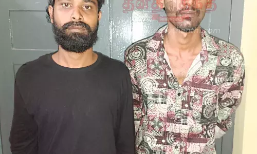 ரெயிலில் தப்பி வந்த 2 பேர் அதிரடி கைது