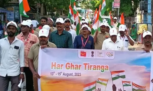 தபால் ஊழியர்கள் பேரணி