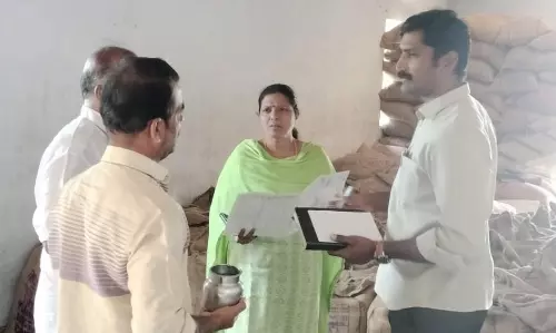 ரேஷன் அரிசி உற்பத்தி ஆலைகளில் போலீசார் திடீர் ஆய்வு