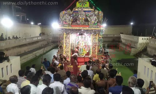 உக்தவேதீஸ்வரர் கோவிலில் ஆடி கிருத்திகை தெப்ப உற்சவம்