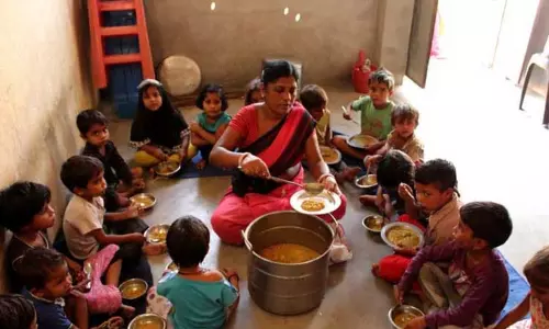 அங்கன்வாடி மையங்களை ஆய்வு செய்து, அடிப்படை வசதிகளை உறுதி செய்ய வேண்டும் - தலைமைச் செயலாளர் உத்தரவு அங்கன்வாடி மையங்களை ஆய்வு செய்து, அடிப்படை வசதிகளை உறுதி செய்ய வேண்டும் - தலைமைச் செயலாளர் உத்தரவு