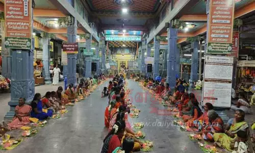 முத்தாரம்மன் கோவிலில் மாவிளக்கு பூஜை