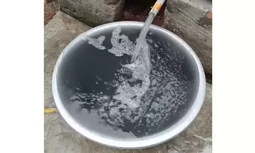 குடிநீரில் சாக்கடை நீர் கலந்து வருவதால் பொதுமக்கள் அவதி