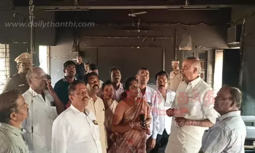 தீ விபத்தில் சேதமடைந்த ஆய்வகத்தை சபாநாயகர் அப்பாவு ஆய்வு