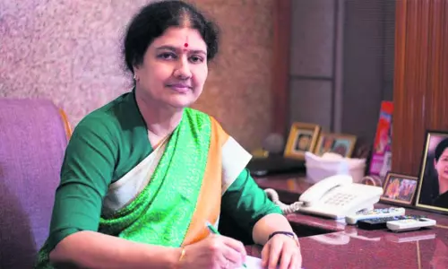 நாங்குநேரி சம்பவம்: திரைப்படங்களே வன்செயல்களுக்கு தூண்டுகோலாக அமைகின்றன   - சசிகலா குற்றச்சாட்டு