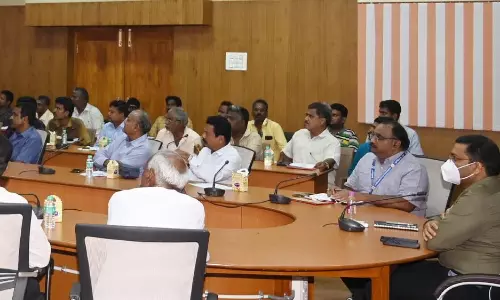 தொழில் வளர்ச்சியில் கள்ளக்குறிச்சி முதலிடம் பிடிக்கவருங்கால சந்ததியினருக்கு தொழில் பயிற்சிகளை கற்றுக்கொடுங்கள்கலெக்டர் ஷ்ரவன்குமார் வேண்டுகோள்