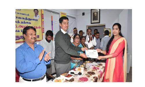 மாணவர்கள் மத்தியில் புத்தக வாசிப்பு பழக்கத்தை அதிகரிக்க வேண்டும்-கலெக்டர் அம்ரித் பேச்சு