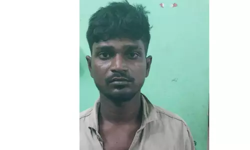 நகை-பணம் திருடிய கணவன்-மனைவி கைது