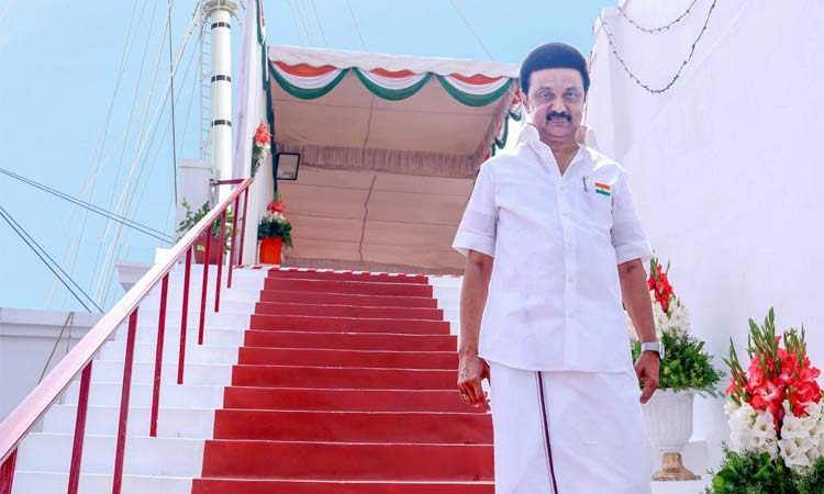 அனைத்து தரப்பினருக்குமான வளர்ச்சி நிறைந்த இந்தியா வழிவகுக்க உறுதியேற்போம்: மு.க ஸ்டாலின் டுவிட்