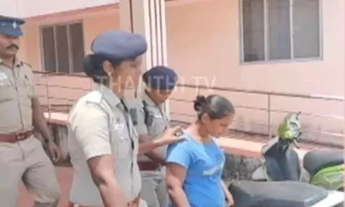 சோசியல் மீடியாவில் பிரபலமான நரிக்குறவ பெண் அஸ்வினி கைது சோசியல் மீடியாவில் பிரபலமான நரிக்குறவ பெண் அஸ்வினி கைது