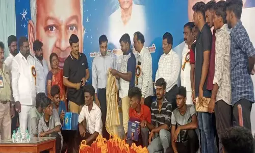 முதலூரில் ராஜரத்தினம் மக்கள் நல அறக்கட்டளை சார்பில் பயனாளிகளுக்கு நலத்திட்ட உதவிகள்