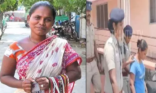 மாமல்லபுரம் கடற்கரை சாலையில் பெண் வியாபாரியை கத்தியால் வெட்டிய பெண் கைது