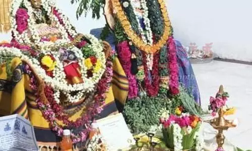 பரமத்திவேலூரில்பாலா திரிபுரசுந்தரி அம்மனுக்கு சிறப்பு வழிபாடு