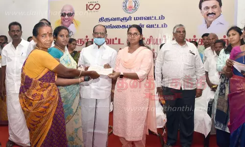 341 பயனாளிகளுக்கு நலத்திட்ட உதவிகள் 341 பயனாளிகளுக்கு நலத்திட்ட உதவிகள்