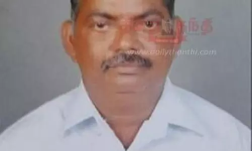 தீ விபத்தில் காயமடைந்த டீக்கடைக்காரர் சாவு