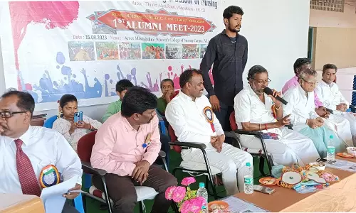 முன்னாள் மாணவிகள் சந்திப்பு