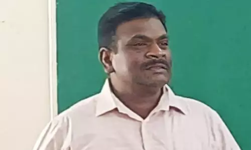 அரசு கல்லூரி மாணவிக்கு பாலியல் தொல்லை