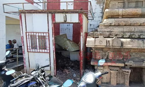 பராமரிப்பின்றி காணப்படும் புறக்காவல் நிலையம்