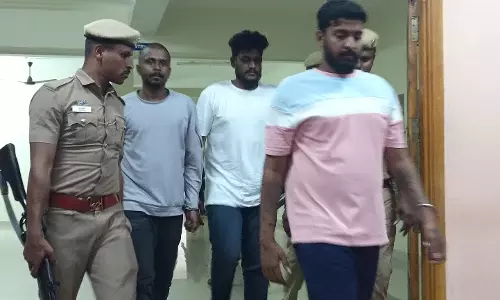 3 பேர் ஆற்காடு கோர்ட்டில் சரண்