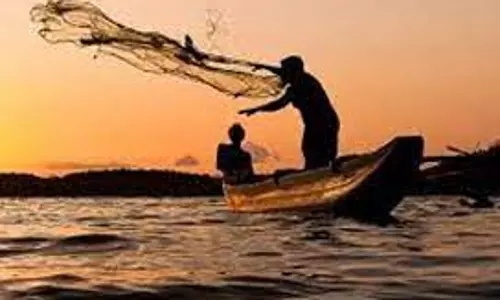 போலீசார் -மீனவர்கள் கலந்துரையாடல் கூட்டம்