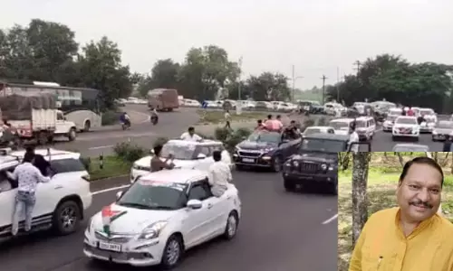 பா.ஜ.க.வில் இருந்து விலகல்; ராஜினாமா கடிதம் கொடுக்க 1,200 கார்கள் சூழ சென்ற எம்.எல்.ஏ. பா.ஜ.க.வில் இருந்து விலகல்; ராஜினாமா கடிதம் கொடுக்க 1,200 கார்கள் சூழ சென்ற எம்.எல்.ஏ.