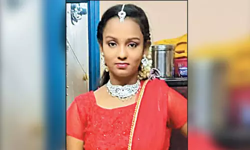 பிளஸ்-2 மாணவி தற்கொலை உருக்கமான கடிதம் சிக்கியது