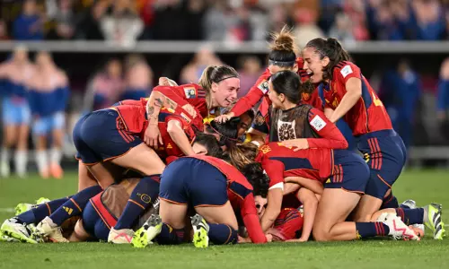 பெண்கள் உலகக்கோப்பை கால்பந்து: இங்கிலாந்தை வீழ்த்தி சாம்பியன் பட்டத்தை கைப்பற்றிய ஸ்பெயின்...!