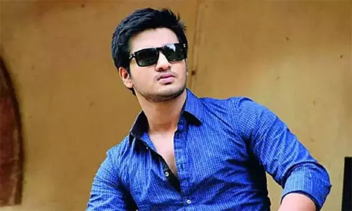 படப்பிடிப்பை தொடங்கிய நிகில் சித்தார்த் படக்குழு படப்பிடிப்பை தொடங்கிய நிகில் சித்தார்த் படக்குழு