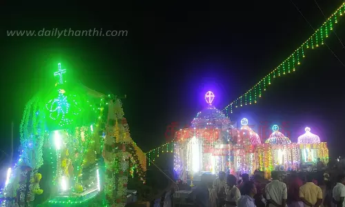 புனித தேத்தரவு அன்னை தேவாலய தேர் பவனி