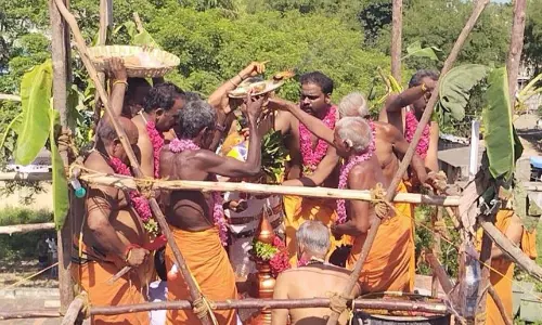 ரிஷிவந்தியம் சூரியம்மன் கோவில் கும்பாபிஷேகம்: ஏராளமான பக்தர்கள் பங்கேற்பு