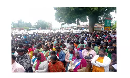 மணிப்பூர் சம்பவத்தை கண்டித்துகோத்தகிரியில், கிறிஸ்தவ திருச்சபையினர் அமைதி ஊர்வலம்