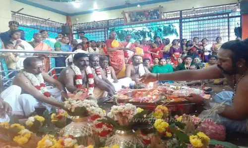 மாரியம்மன் கோவில் திருப்பணிகள் தொடக்கம்