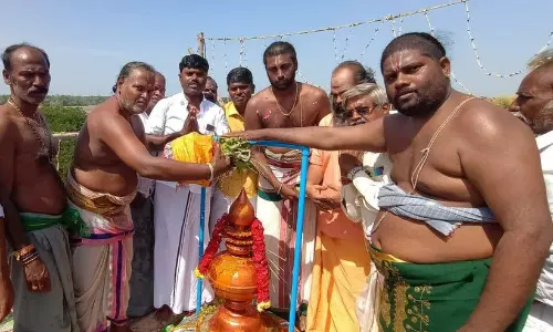 பேரணியில்சென்ன கேசவ பெருமாள் கோவில் கும்பாபிஷேகம்