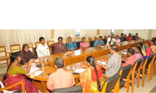 போட்டி, பொறாமைகளால் மாணவர்களின் கல்வி பாதிக்கப்படக்கூடாது