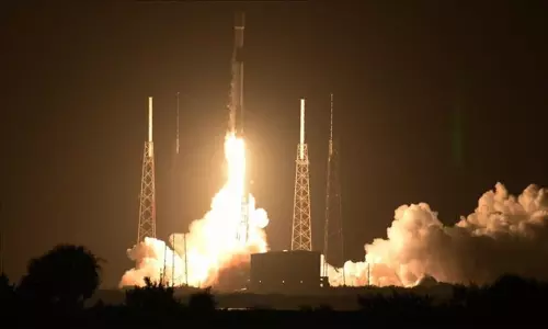 புதிய செயற்கைக்கோளை விண்ணில் செலுத்திய சீனா புதிய செயற்கைக்கோளை விண்ணில் செலுத்திய சீனா