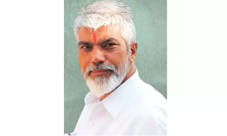 விலை அதிகம் என்று கருதினால் 4 மாதங்கள் வெங்காயம் சாப்பிட வேண்டாம்; மந்திரி ததா புசே சர்ச்சை கருத்து விலை அதிகம் என்று கருதினால் 4 மாதங்கள் வெங்காயம் சாப்பிட வேண்டாம்; மந்திரி ததா புசே சர்ச்சை கருத்து