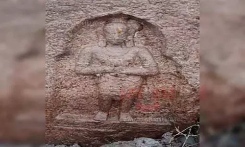 பழமையான நடுகல் கண்டெடுப்பு பழமையான நடுகல் கண்டெடுப்பு