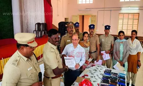 ரூ.1¼ கோடி மீட்கப்பட்டு உரியவர்களிடம் ஒப்படைப்பு