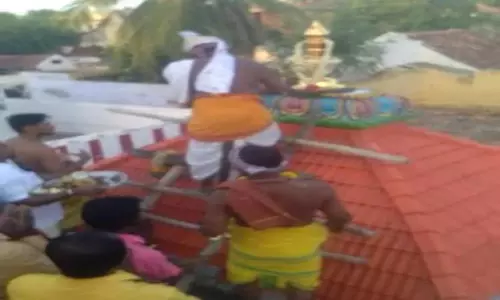 ஆறுமுகநேரி கிழக்கத்தி முத்துசுவாமி கோவில் கும்பாபிஷேகம்