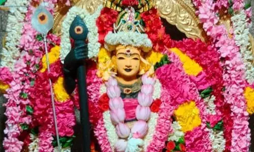 முருகன் கோவில்களில் சிறப்பு வழிபாடு முருகன் கோவில்களில் சிறப்பு வழிபாடு